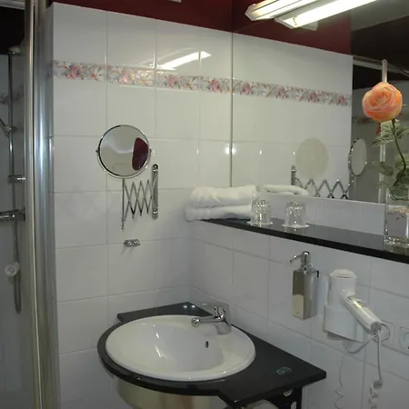 Alago Am Szálloda Cambs